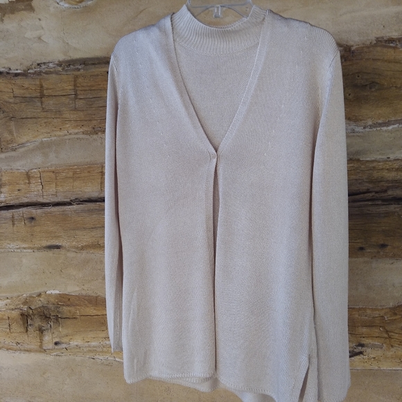 Simply Vera Vera Wang Sweaters - Simply Vera Cream Mock Neck Twin-set Size Large